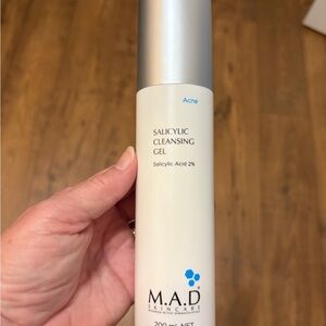 Salicylic Cleansing Gel -